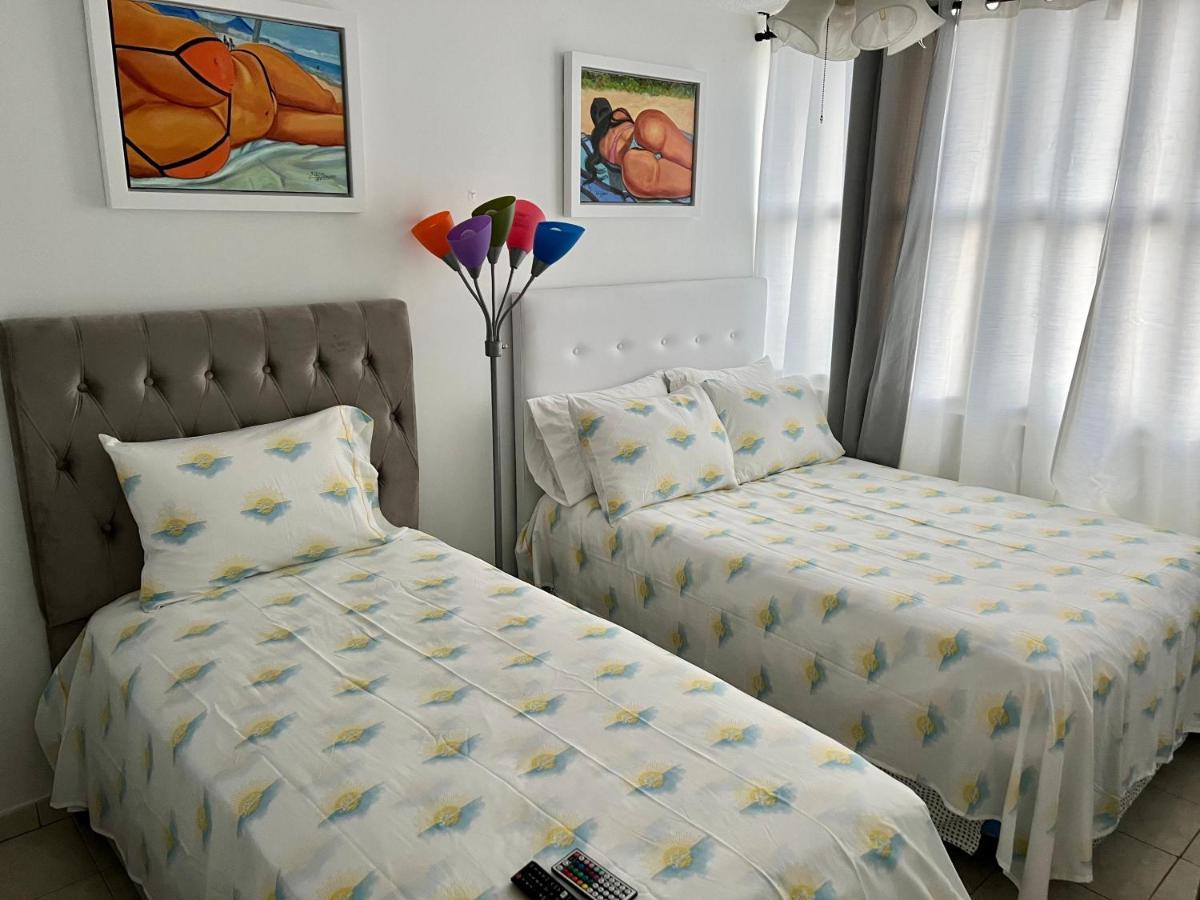 Beachfront Tropical Tantra Apartment San Juan Kültér fotó
