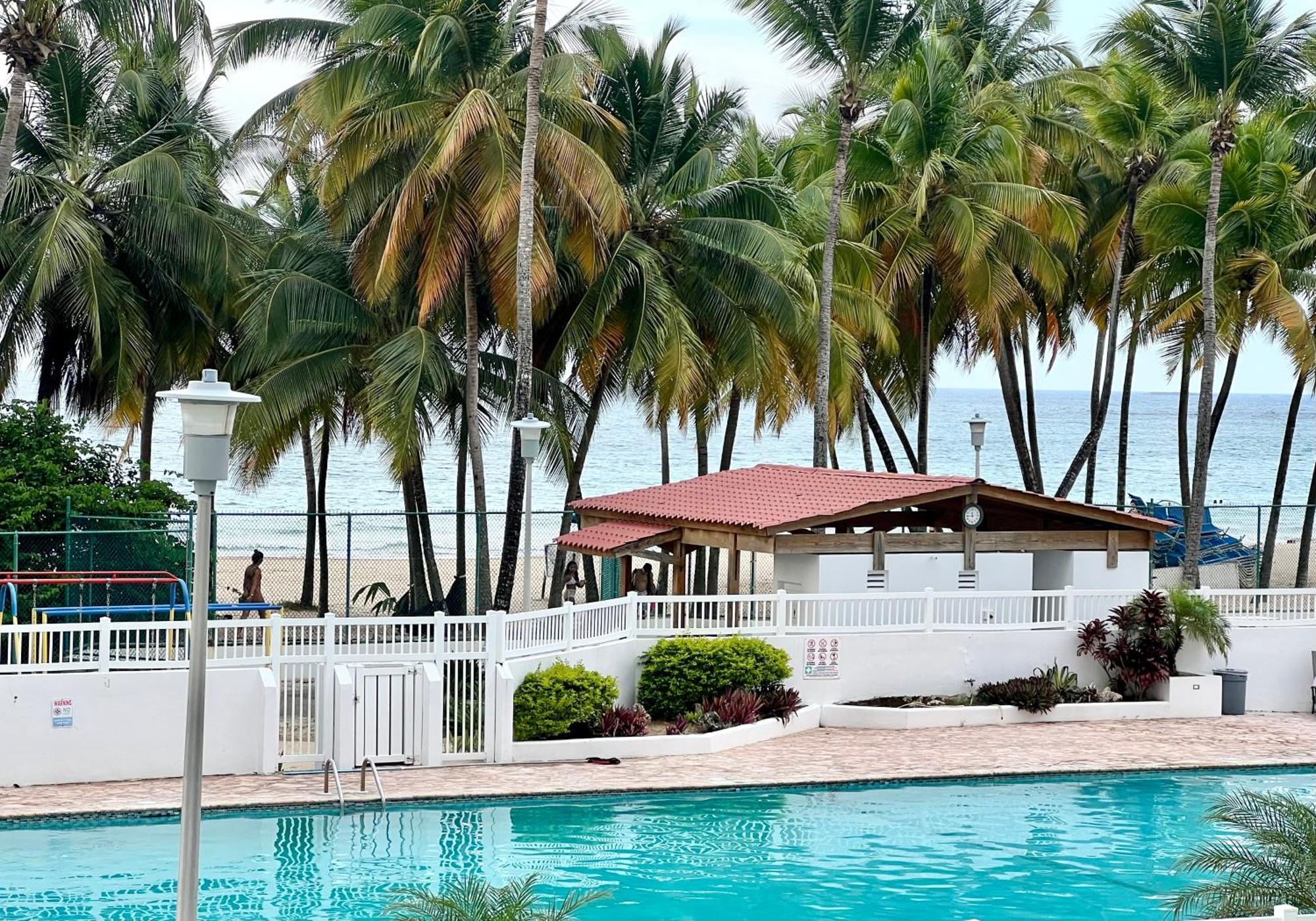 Beachfront Tropical Tantra Apartment San Juan Kültér fotó