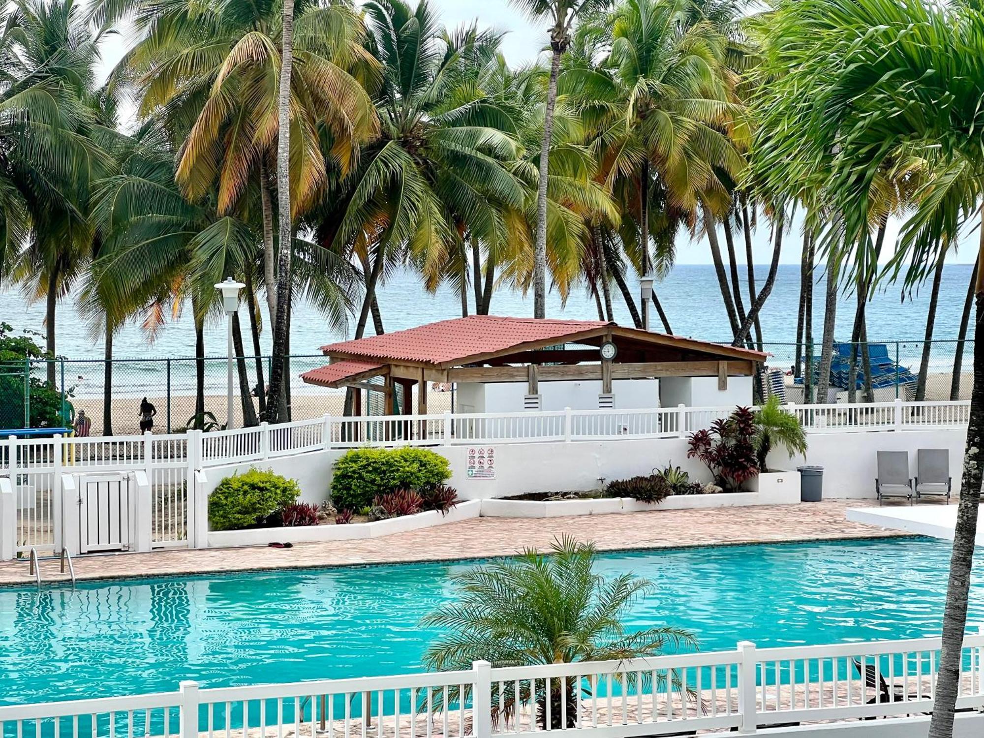 Beachfront Tropical Tantra Apartment San Juan Kültér fotó
