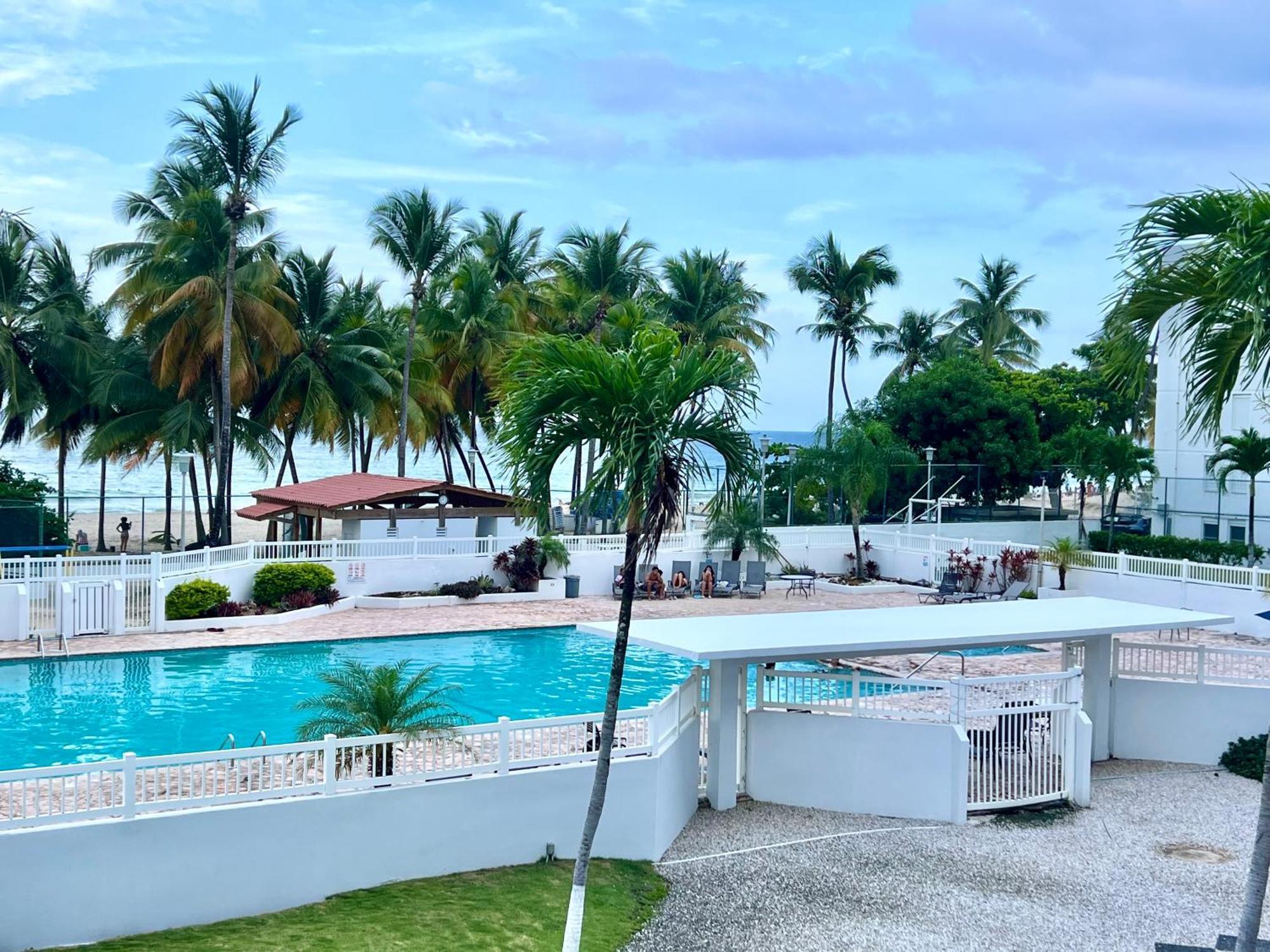 Beachfront Tropical Tantra Apartment San Juan Kültér fotó