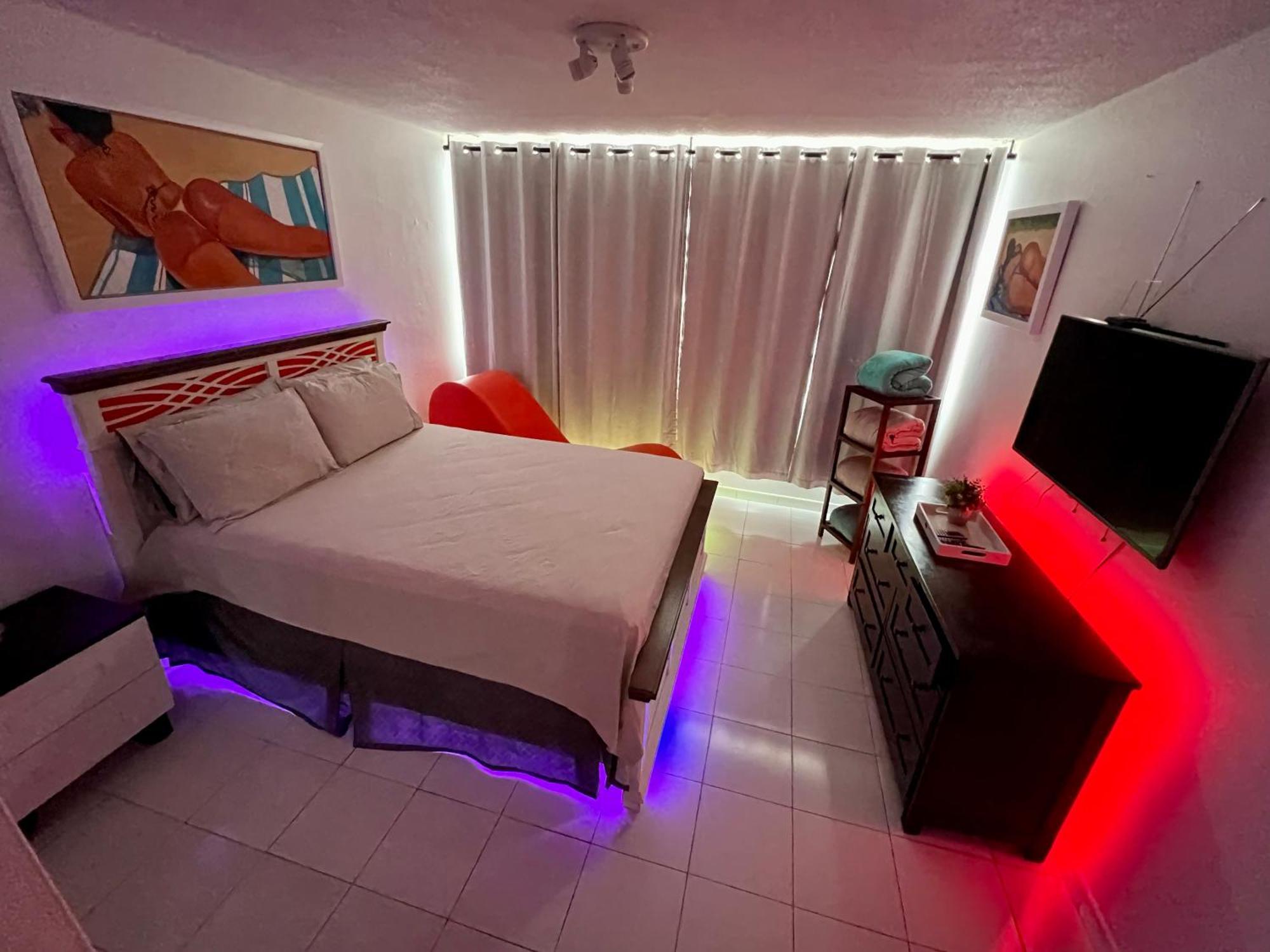 Beachfront Tropical Tantra Apartment San Juan Kültér fotó