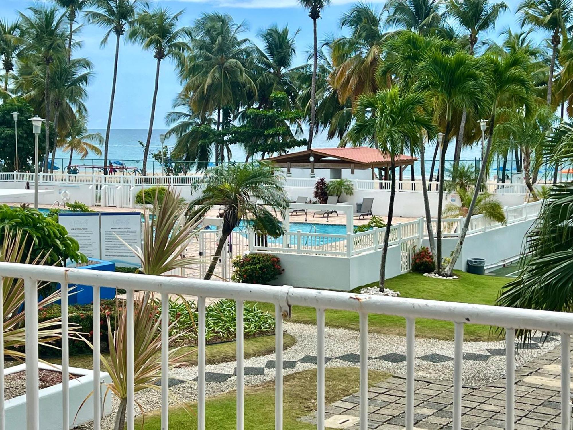 Beachfront Tropical Tantra Apartment San Juan Kültér fotó